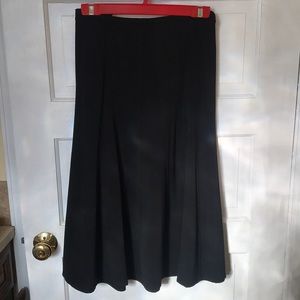 Black skirt 20W